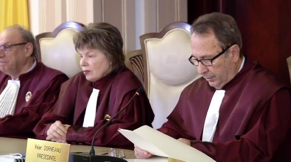 constituirea completurilor de judecata ccr discuta sesizarea privind conflictul juridic parlament iccj