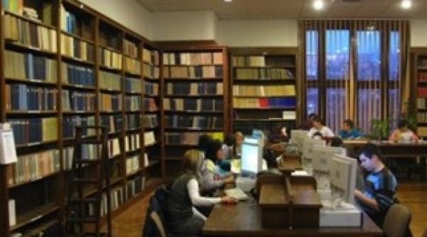bibliotecile renunta la amenzile impuse pentru depasirea termenelor de inapoiere a cartilor imprumutate