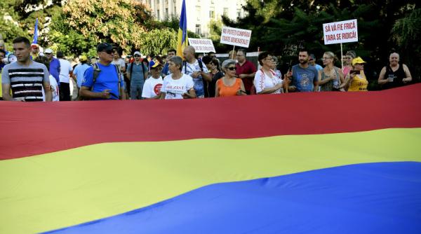 protest 15 decembrie 2019 se cere revocarea deciziei demiterii lui costel vanatoru de la banca de gene