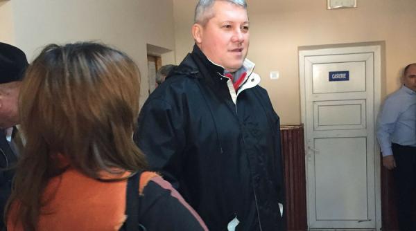 catalin predoiu va avea o intalnire cu grefierii