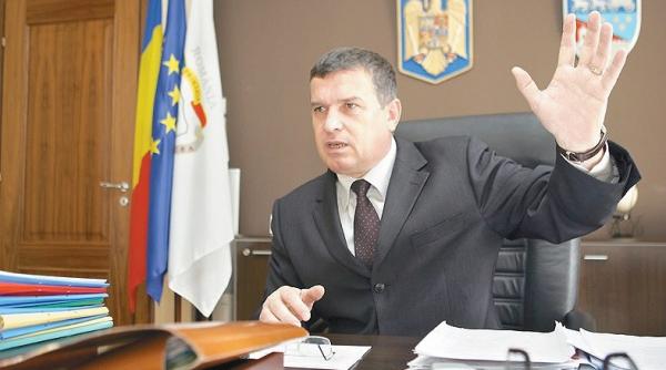 primarul ramnicului mircia gutau reabilitat judecatoresc de magistratii valceni