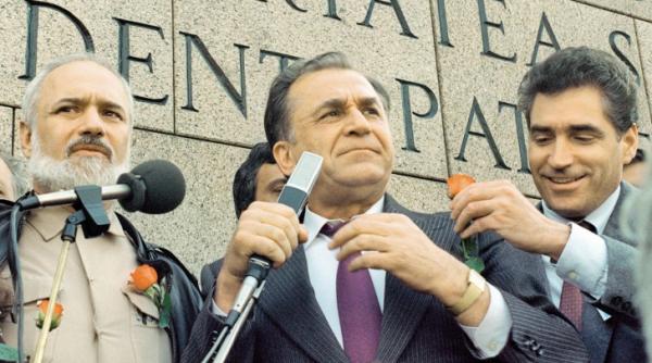 gelu voican voiculescu batut iliescu a intervenit