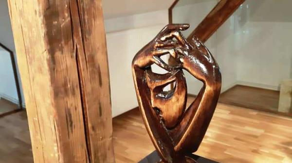 persoanele private de libertate expozitii de sculptura si grafica