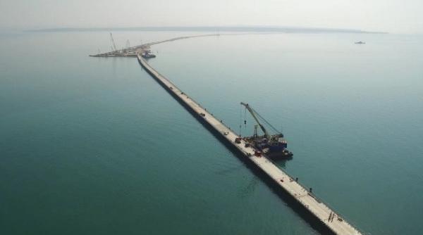 legatura feroviara intre crimeea si rusia continentala a fost inaugurata de putin