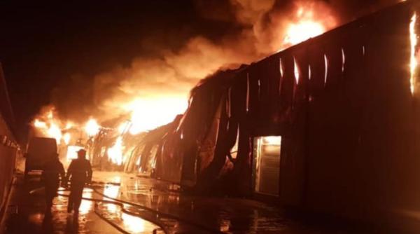 incendiu puternic la un depozit din afumati mesaj ro alert