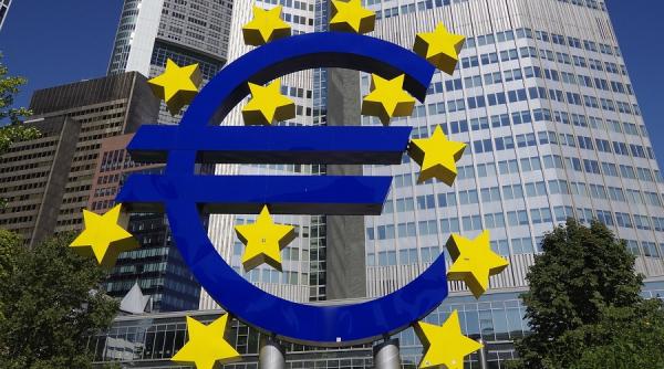 nori negri asupra economiei zonei euro in 2020