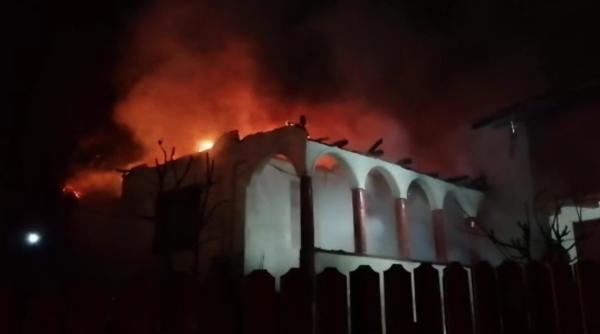 casa de vacanta facuta scrum in timpul sarbatorilor