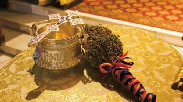 boboteaza 2020 cum se foloseste agheasma primita