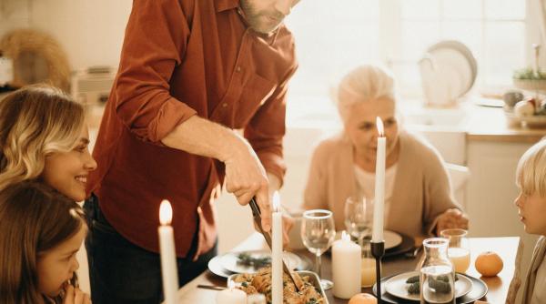 craciun pe rit vechi se pregatesc 12 feluri de mancare