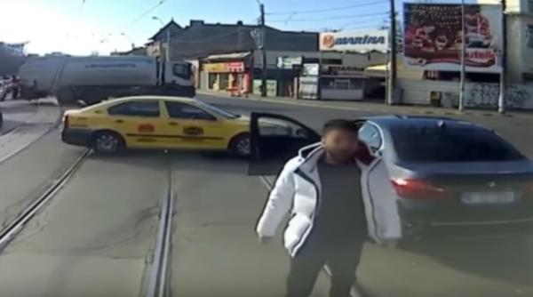 cine este smecherul cu bmw care s a sicanat cu vatmanul