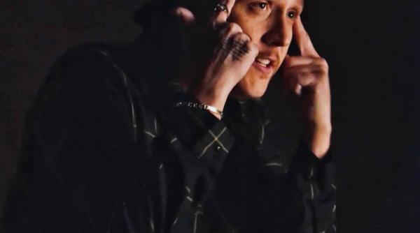 what s up decizie de ultima ora este trimis la terapie