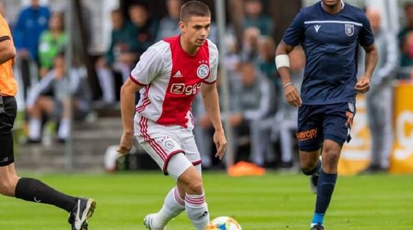 razvan marin gol de senzatie direct din corner la ajax video