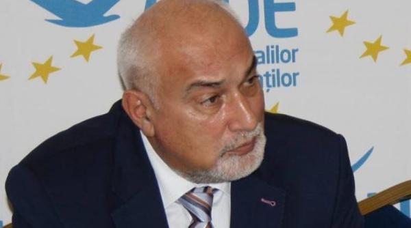 varujan vosganian reactie dupa anuntul premierului privind algerile anticipate