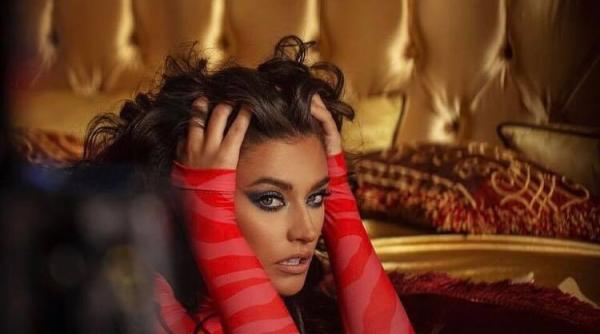 antonia nu s a mai putut abtine sunt scarbita