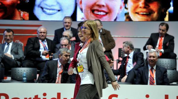 moise guran si alti jurnalisti s au inscris in politica pe cine a convins iliescu sa se intre in psd