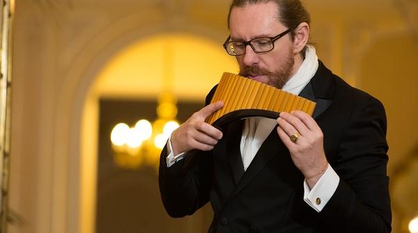 nicolae voiculet catre lucian mindruta tu cat l ai ajutat pe eminescu sa ramana viu in inima cititorului sau ascultatorului tau