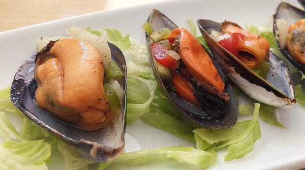 romanii nu pot vinde midii pescuite local ansvsa da replica in scandalul momentului