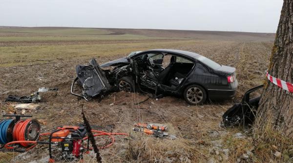 accident grav cu doua victime in teleorman masina taiata de pompieri