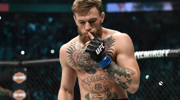 conor mcgregor victorie in 40 de secunde in ring