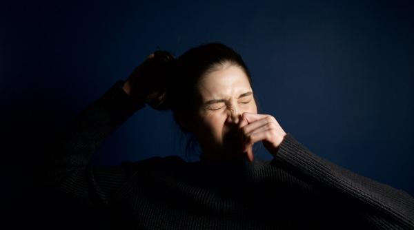 ce se intampla daca te abtii sa stranuti trebuie sa stii te poate afecta