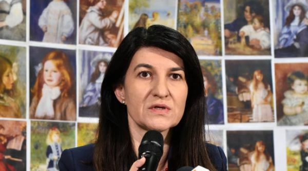 violeta alexandru atac la gabriela firea nu mai bine isi face o companie municipala de dat in judecata