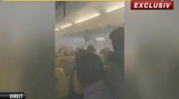 video panica la bordul unui avion s a umplut de fum update
