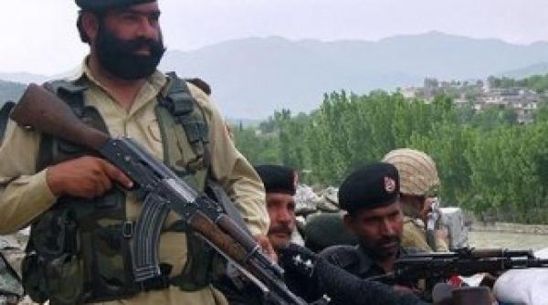 ziarist pakistanez arestat pentru opinii online