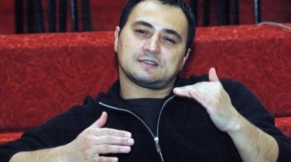 palada a izbucnit dupa ce i a murit tatal prosti nu ma ridic de aici pana nu va spun ce am de zis