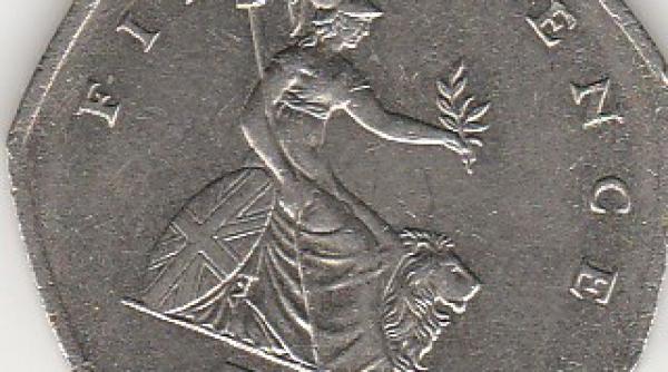 regatul unit lanseaza in circulatie noua moneda de 50 de pence cu ocazia brexitului