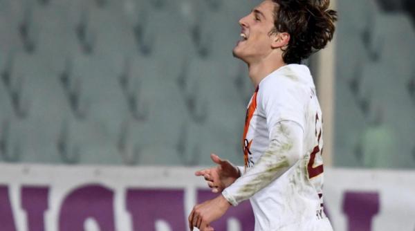 papa francisc i a oferit o biblie speciala lui zaniolo mijlocasul lui as roma