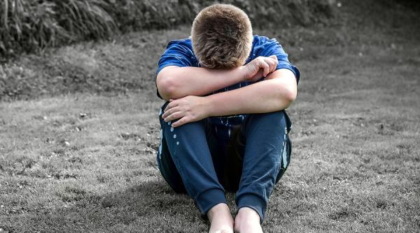 riscul de autism e mai mare la copiii abandonati studiu american realizat in romania care ii da dreptate ministrului costache