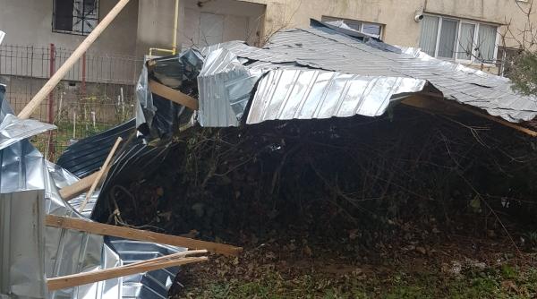 acoperis smuls de vantul puternic la mangalia pagube insemnate