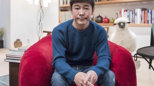miliardarul japonez care isi cauta iubita pentru o plimbare in spatiu a renuntat