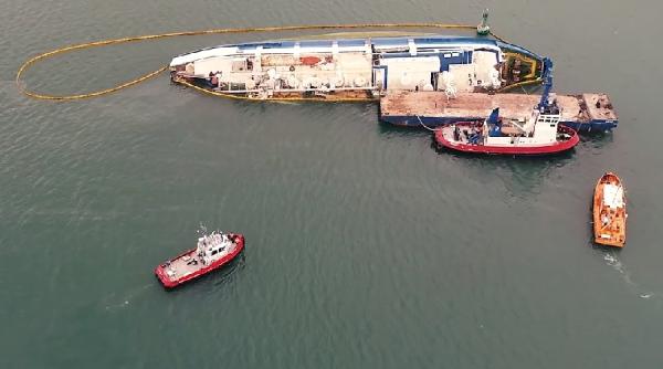 nava cu 14 000 de oi rasturnata in portul midia operatiunea de scoatere a epavei fara succes