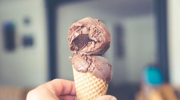 inghetata de cacao dupa o reteta veche