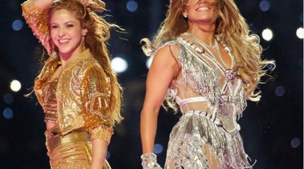 lady gaga laude pentru shakira si jennifer lopez va iubesc femei frumoase talentate si sexy
