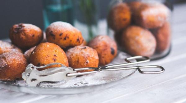 vrei sa faci gogosi ii cuceresti pe toti cu o reteta simpla dar delicioasa