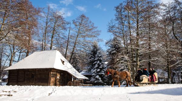 semnul crucii a aparut pe o casa din sibiu dupa ce s a topit partial zapada