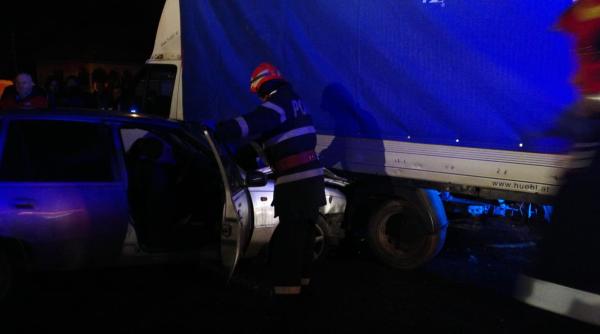 sase victime  printre care si un minor  in urma unui accident rutier in arges