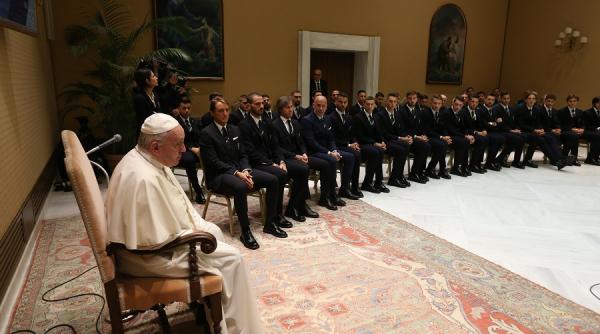 epidemie de coronavirus papa francisc se roaga pentru victimele virusului