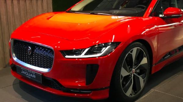 jaguar a oprit productia unei masini din cauza aprovizionarii cu baterii