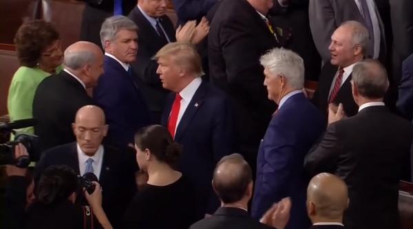 donald trump blocat de o rezolutie votata in senatul sua