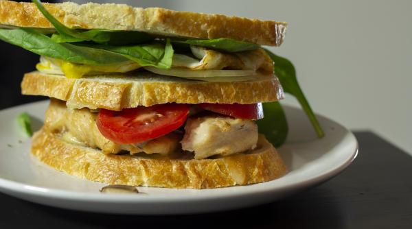 ce le punem copiilor in pachetelul pentru scoala lygia alexandrescu nutritionist nu este simplu