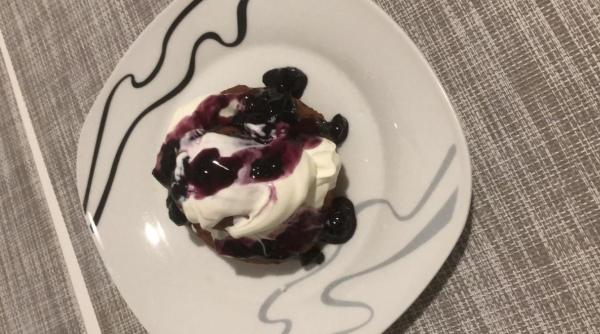 papanasi cu smantana si dulceata trebuie sa incerci reteta