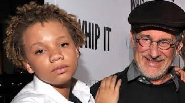 steven spielberg reactie dupa decizia fiicei sale de a deveni actrita porno