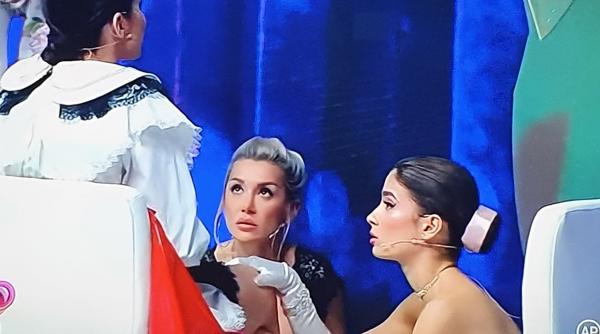 bravo ai stil celebrities 22 februarie scandal urias se lasa cu lacrimi si cazaturi pe podium asa ceva nu ai mai vazut