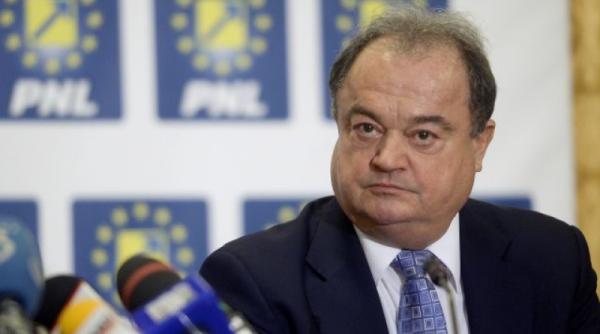 vasile blaga prins pe picior gresit de clotilde armand imagini pe care le vrea sterse definitiv