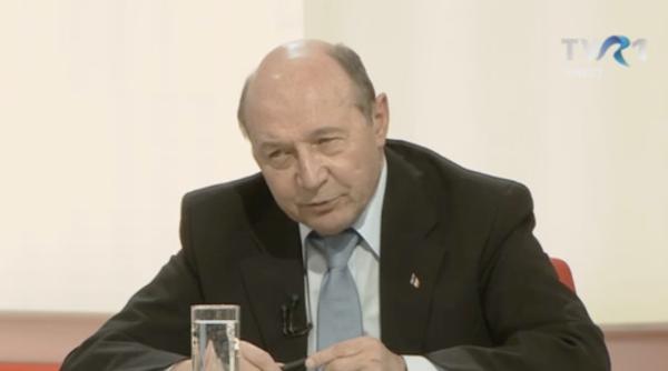 basescu s a suparat pe ciolacu v am crezut mai inteligent dar asta e