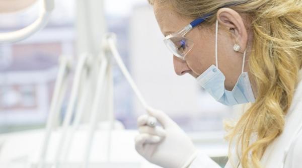 scumpirea mastilor medicale anchetata de consiliul concurentei companiile risca amenzi