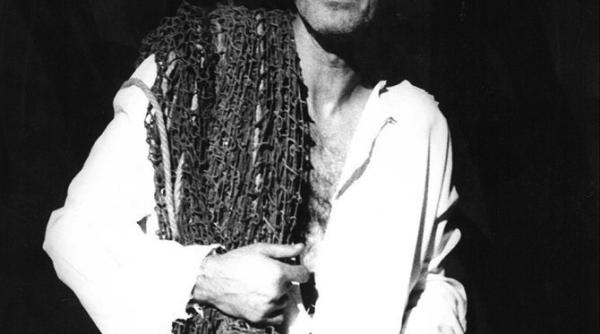 doliu in teatrul romanesc